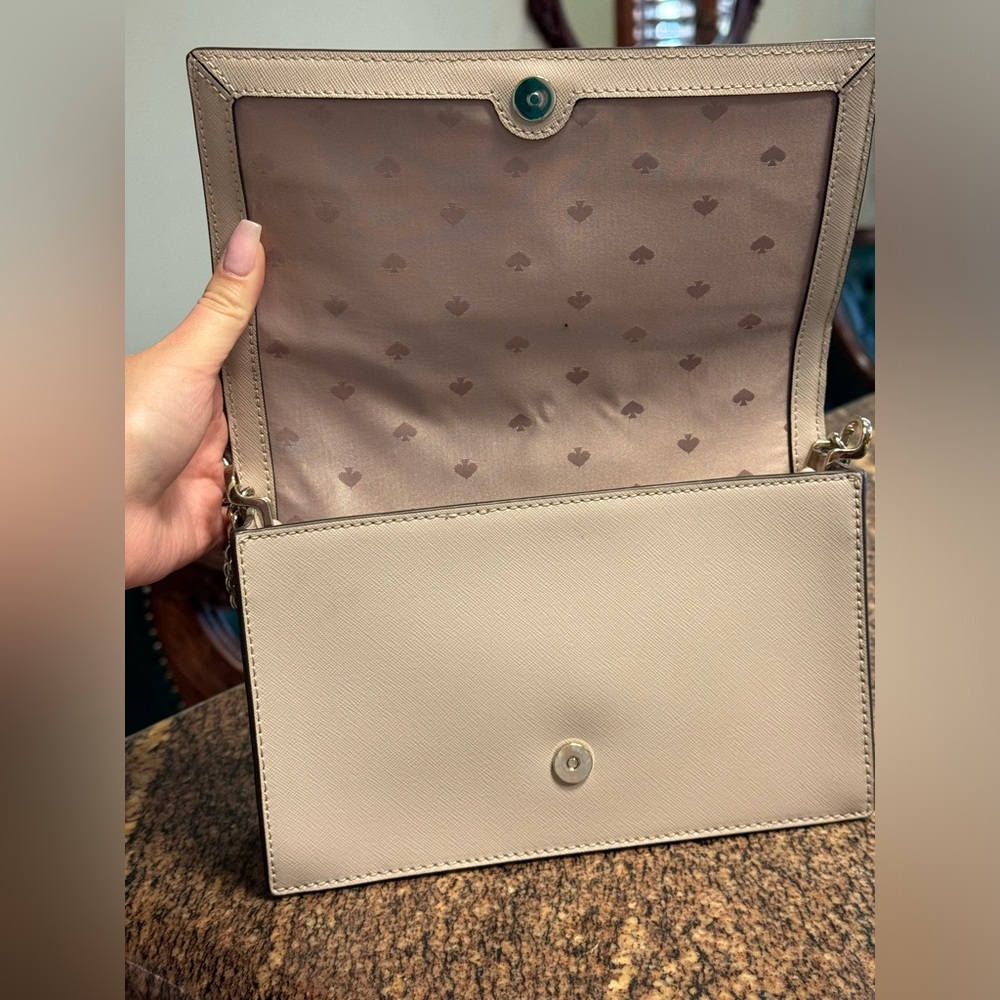 Kate Spade Cameron Flower Convertible Crossbody Purse - Picture 5 of 7